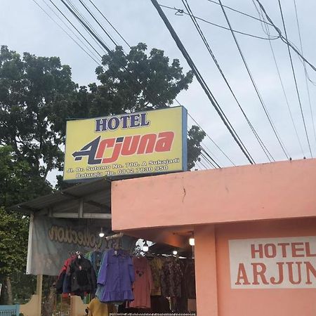 Hotel Arjuna Baturaja  Kültér fotó